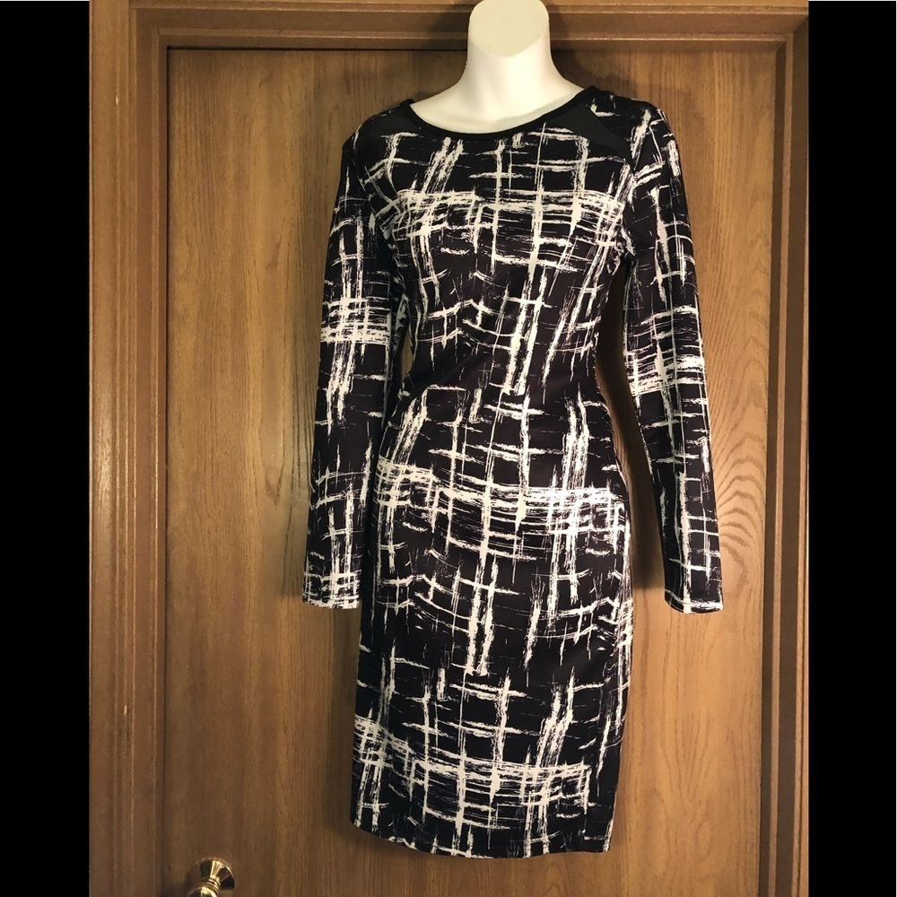 Black and white bodycon dress size XL​​​​​​